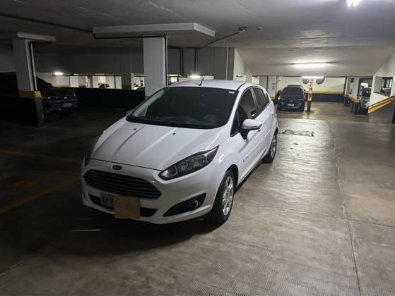 FORD FIESTA 1.6 SPORT HATCH 16V FLEX 4P MANUAL